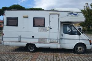 Camper mansardato Laika