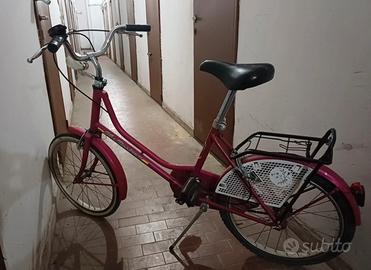 Bicicletta rosa/ viola