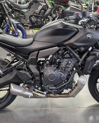 Nuova Yamaha MT-07 2025