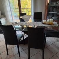tavolo da pranzo in vetro Con Sedie In Pelle