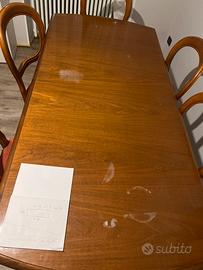 Tavolo in legno allungabile