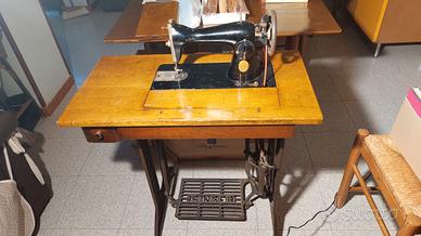 MACCHINA DA CUCIRE SINGER EPOCA MODELLO 15 M 88