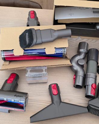 Batteria ed accessori Dyson - come nuovi