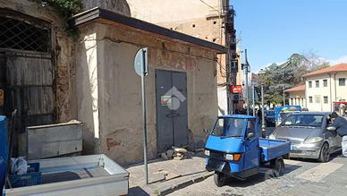 MAGAZZINO A CORIGLIANO-ROSSANO