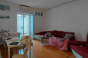 Bilocale con terrazzo