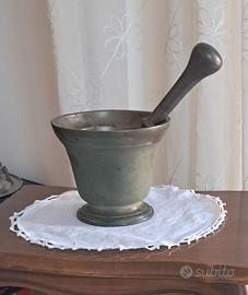 Mortaio in bronzo con pestello