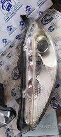 FORD FIESTA 2010 FARO ANTERIORE SX/DX
