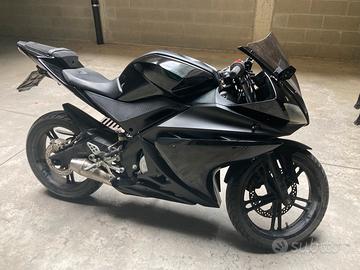 Yamaha Yzf r125