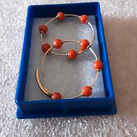 Orecchini oro 18kt con corallo rosso 