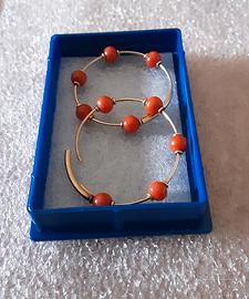 Orecchini oro 18kt con corallo rosso 