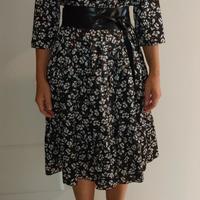 vestito con cintura 