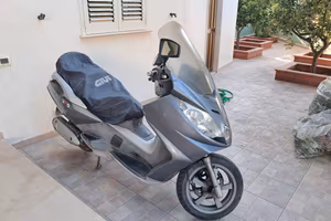 scooter 250 Satelis Peugeot