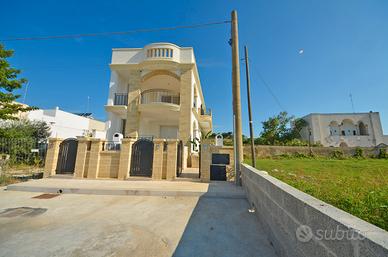 Pescoluse A 300m dalla spiaggia