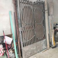 Cancello in ferro pieno