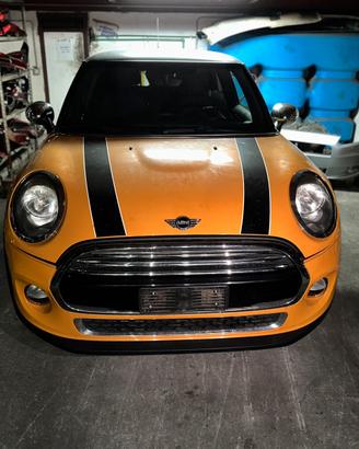 Ricambi Mini Cooper D 2015