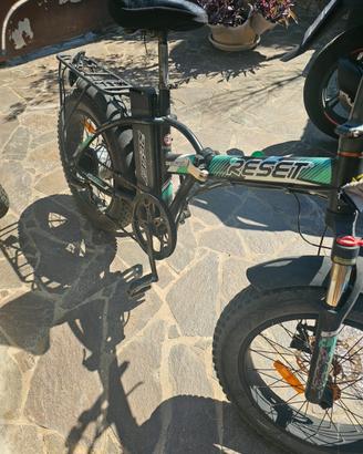 bicicletta elettrica e-bike reset