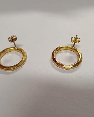 Orecchini con anello