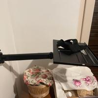 Mensola a parete orientabile di supporto