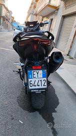 YAMAHA T MAX 560 ( 2022 )