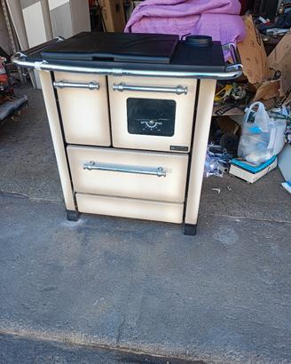 stufa/cucina  a legna NORDICA 