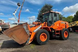 PALA GOMMATA DOOSAN DL250-3