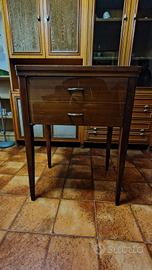 Macchina da cucire elettrica Singer 