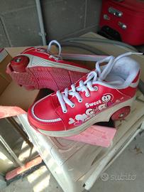 Scarpe con rotelle estraibili nr 32