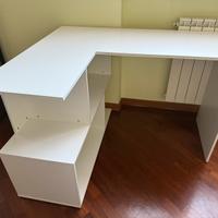 Scrivania con libreria WOLTU