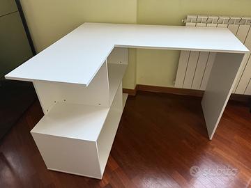 Scrivania con libreria WOLTU