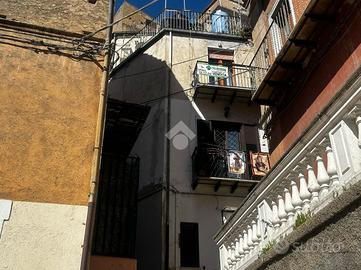 4 LOCALI A CORIGLIANO-ROSSANO