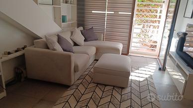 Divano Ikea con Pouf  VIMLE