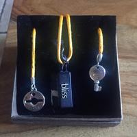 Collana bliss con filo e ciondolo argento nuova