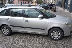 auto Skoda Fabia 