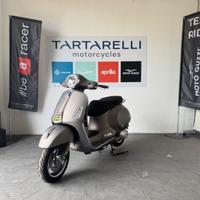 Vespa 125 GTS VESPA GTS SUPERTECH 125 E5+ GRI...
