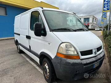 Renault Master 2.5