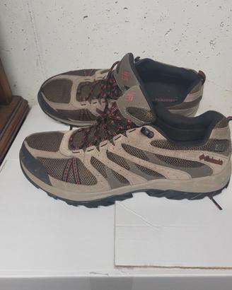 scarpe da trekking marca Columbia