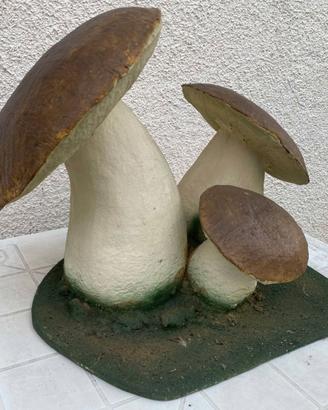 Scultura Porcini vetroresina per esposizione