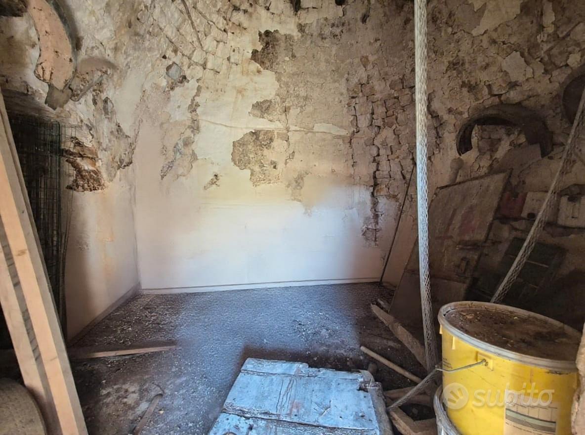 C.da Montetessa, trullo da ristrutturare e terreno - Vista 2