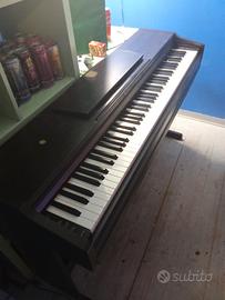 pianoforte clavinova 