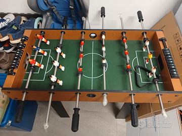 Calcio balilla e biliardo bambini