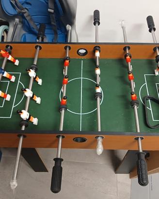 Calcio balilla e biliardo bambini