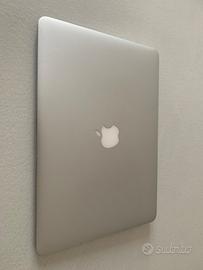 MacBook Air 13" (2015)