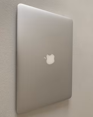 MacBook Air 13" (2015)