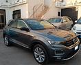 volkswagen-t-roc-2-0-tdi-scr-4motion-advanced-blue