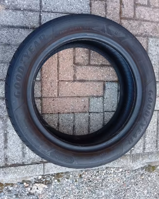 Gomme Goodyear 205/50/17