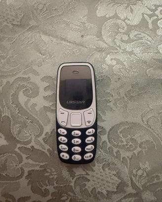 Telefono cellulare L8Star compatto