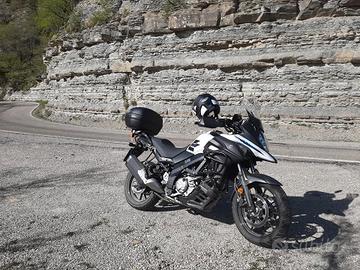 SUZUKI V STROM 650
