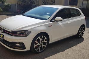 Volkswagen Polo GTI 2.0 TSI (200 CV) Manuale
