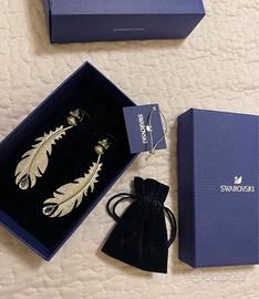 Orecchini Swarovski a forma di piuma e perle