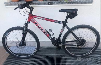 Mountain bike TREK26”